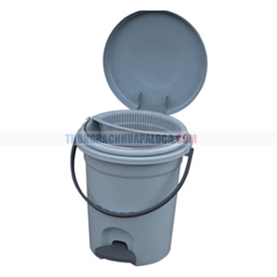 Thùng rác nhựa gia đình